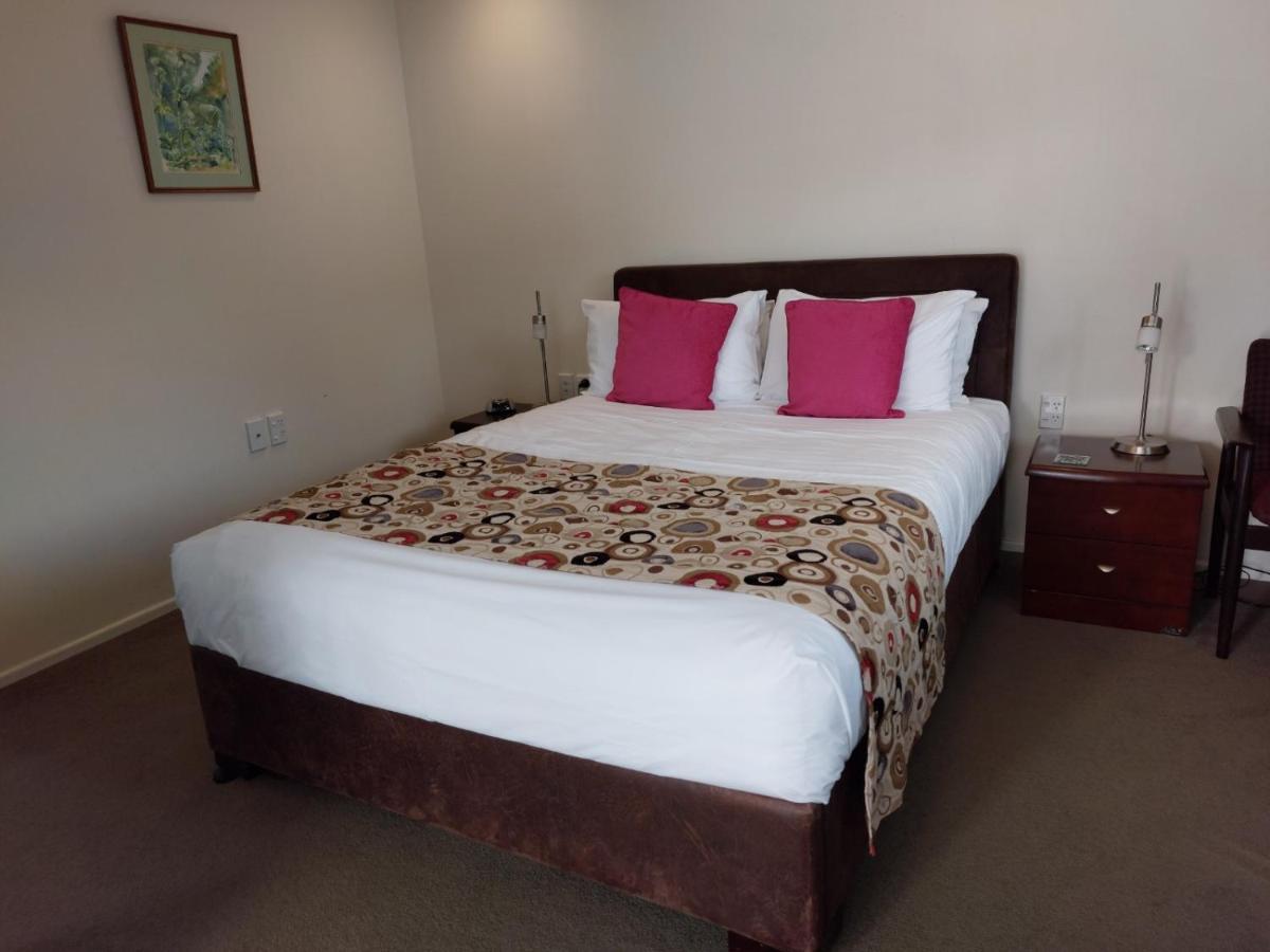 At Eden Park Motel Auckland Exterior photo